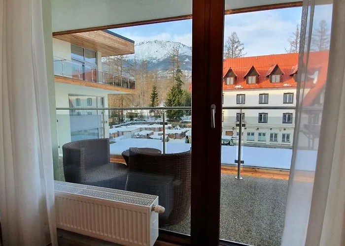 Rodinny Privatny Apartman A309 V Uplnom Centre Stareho Smokovca - Ticha Izba S Parkovanim